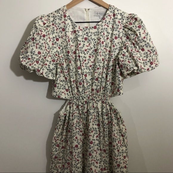 NWT WAYF Tiered Cut out Floral Maxi S - Picture 4 of 15